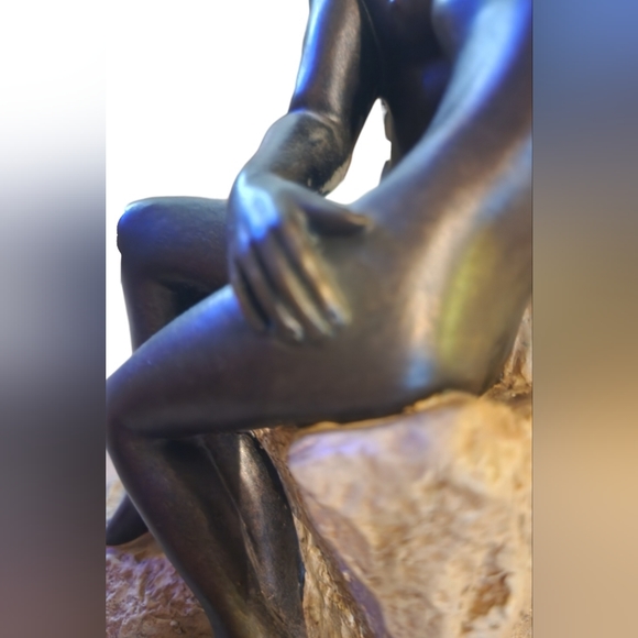 The Kiss Rodin Statue - Picture 6 of 10